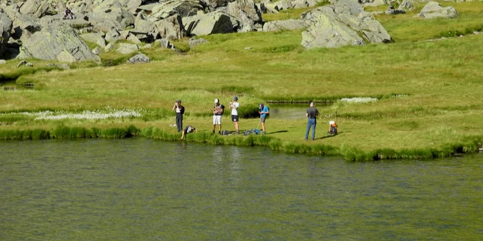 Rast am Tomasee (Quelle des Rheins).