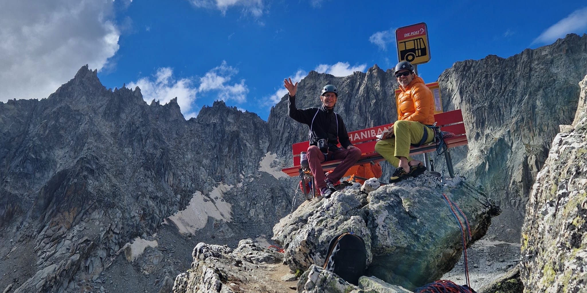20er-Jubiläum auf der Bank.