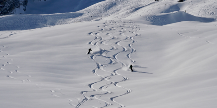 Lockerer Abfahrtsgenuss vom Parpeinahorn 2603m.